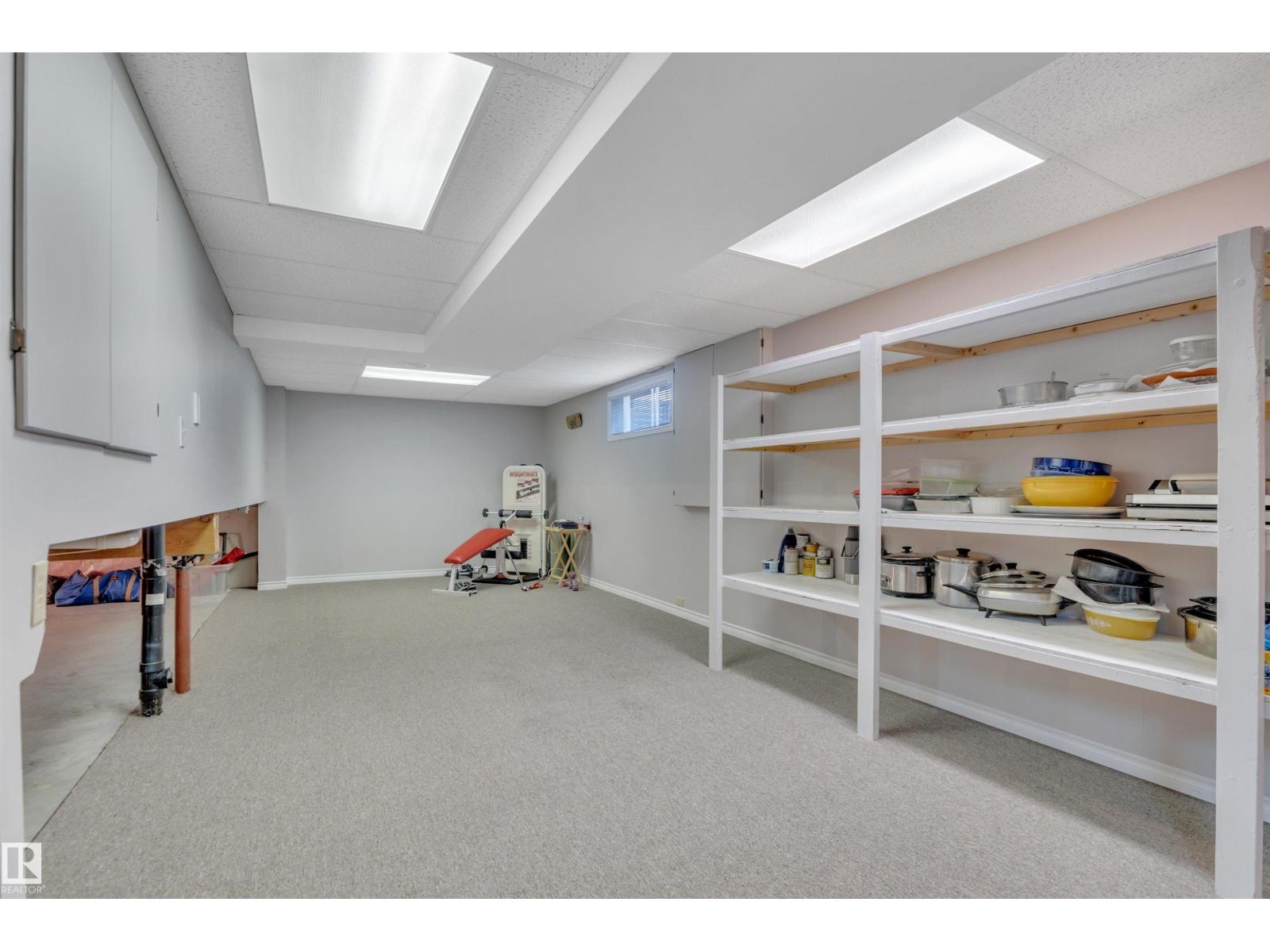 117 HOLLICK-KENYON WY NW - 45