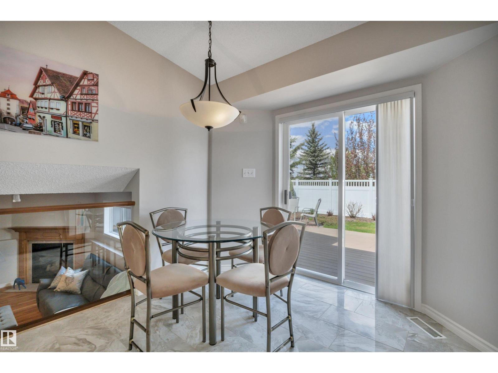 117 HOLLICK-KENYON WY NW - 18