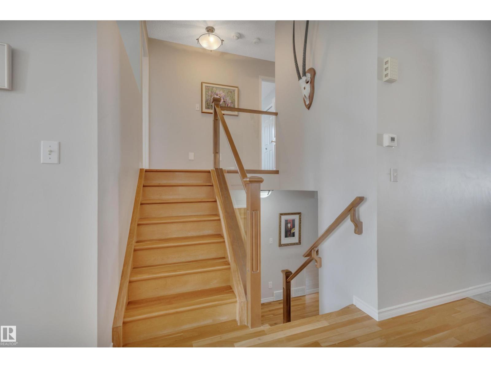 117 HOLLICK-KENYON WY NW - 20