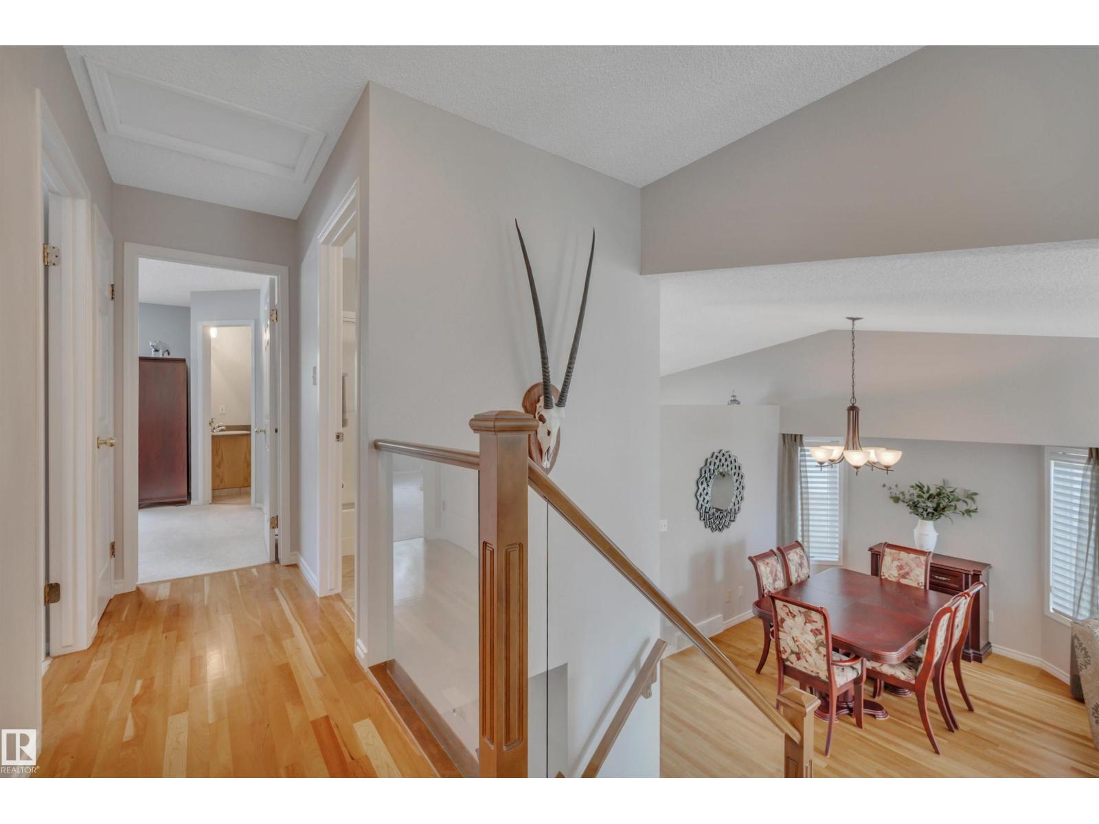117 HOLLICK-KENYON WY NW - 21