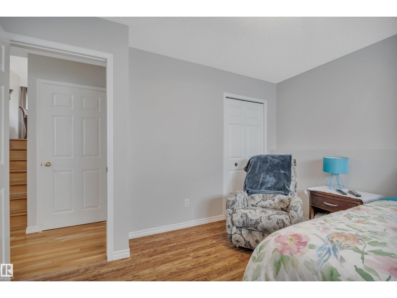 117 HOLLICK-KENYON WY NW - 40