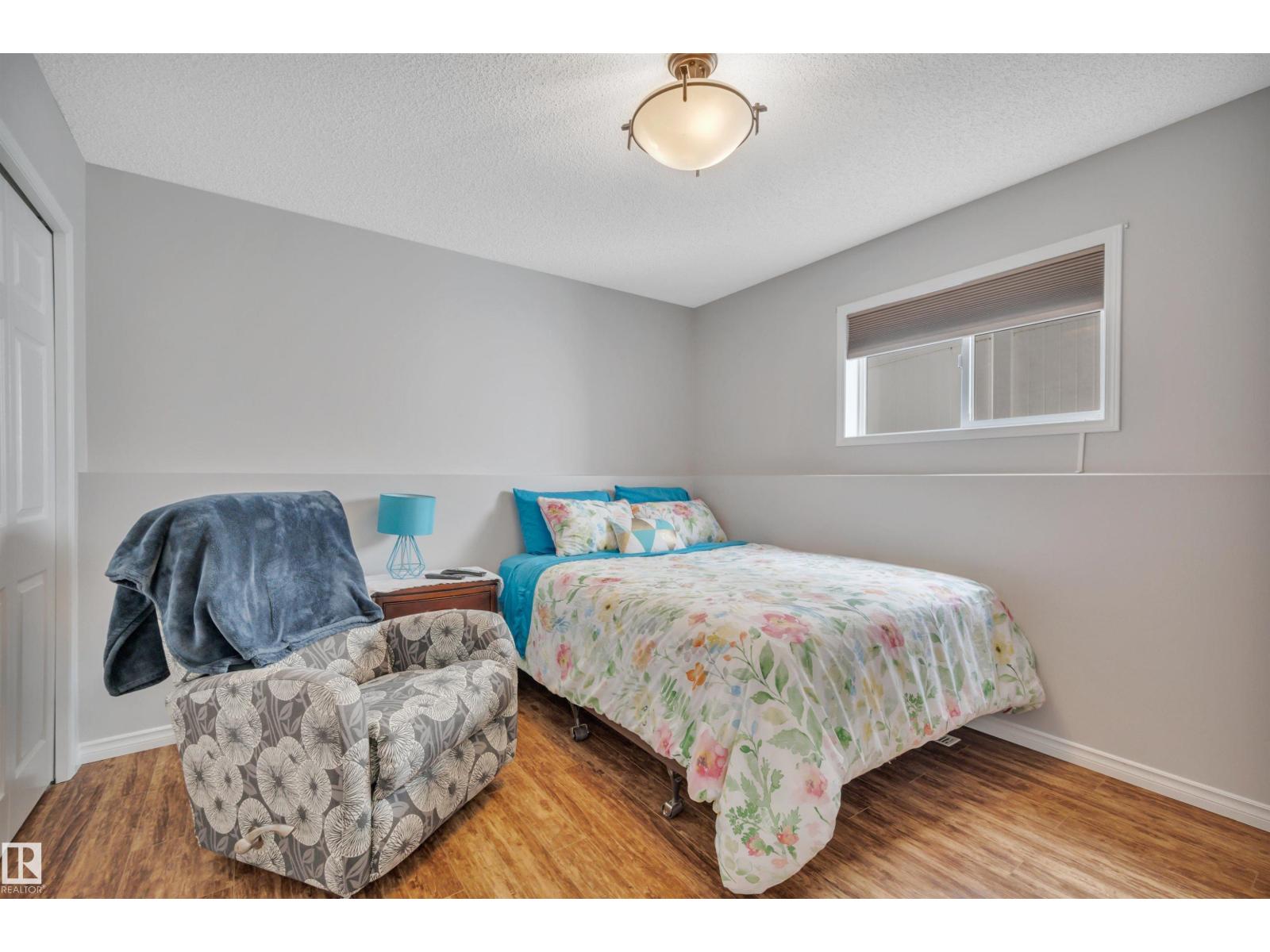 117 HOLLICK-KENYON WY NW - 38