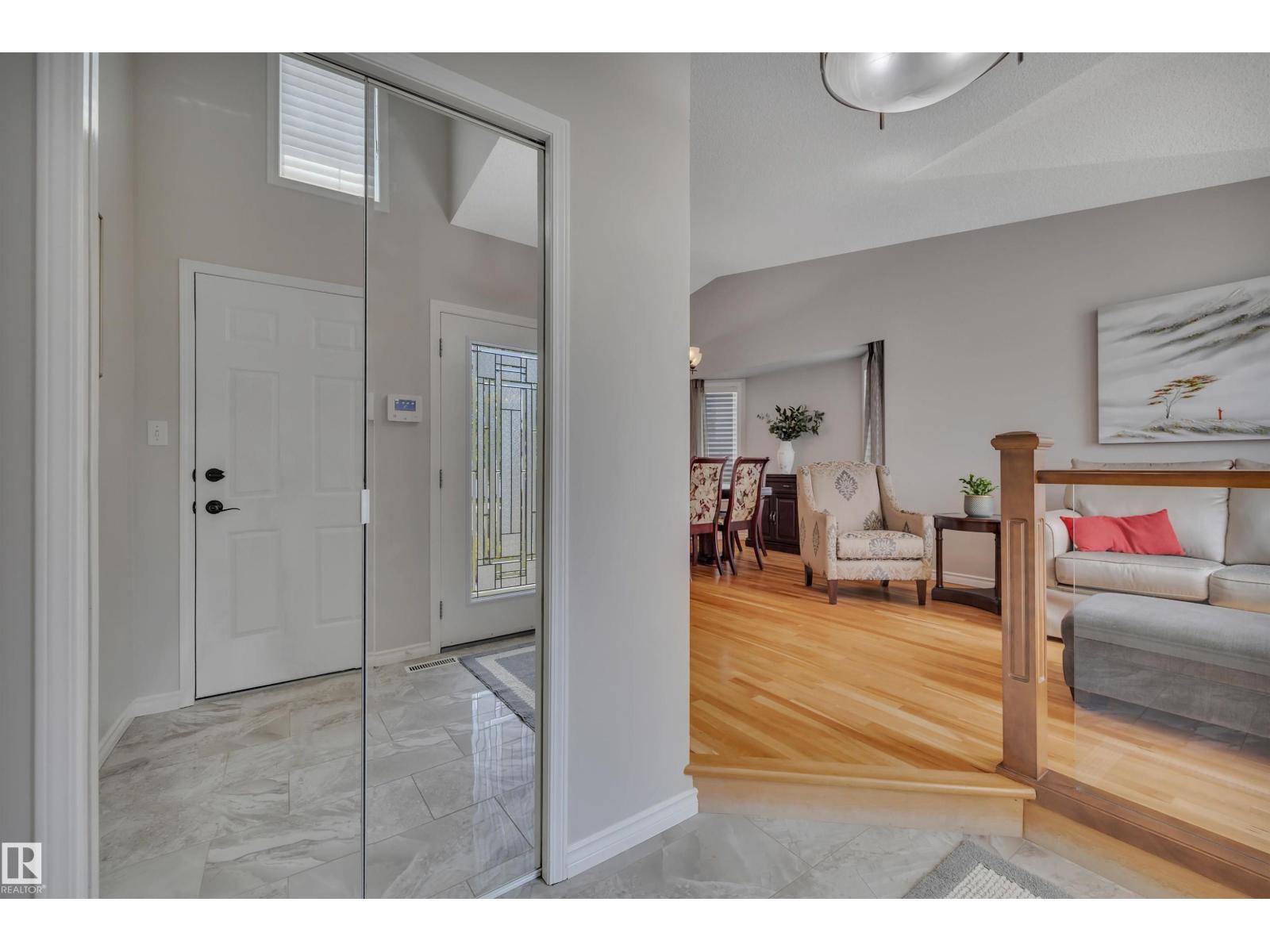 117 HOLLICK-KENYON WY NW - 6
