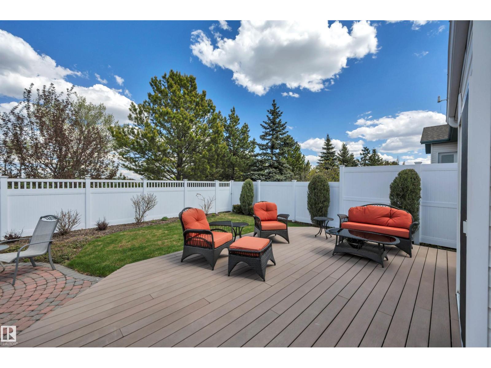 117 HOLLICK-KENYON WY NW - 52