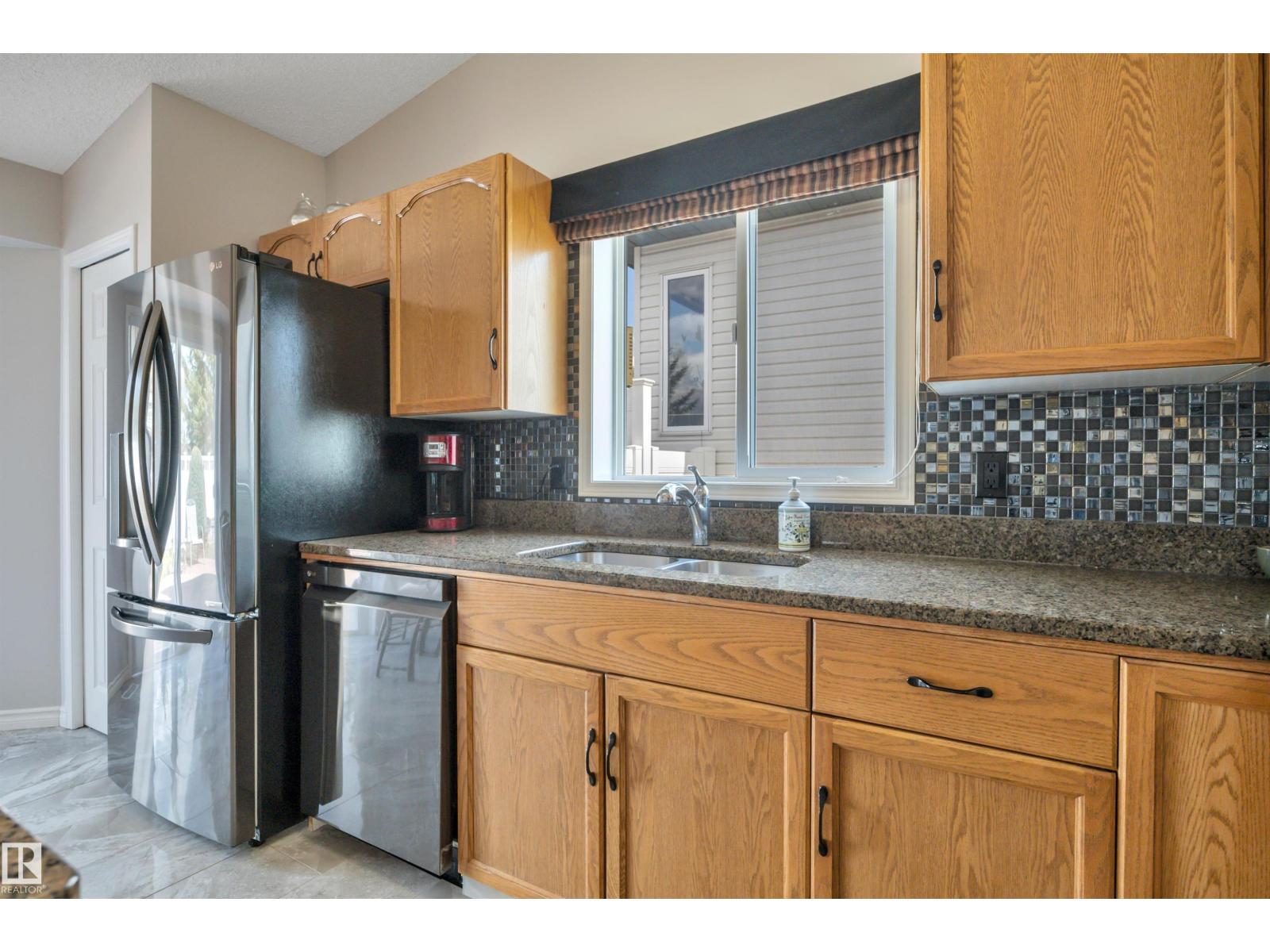 117 HOLLICK-KENYON WY NW - 13