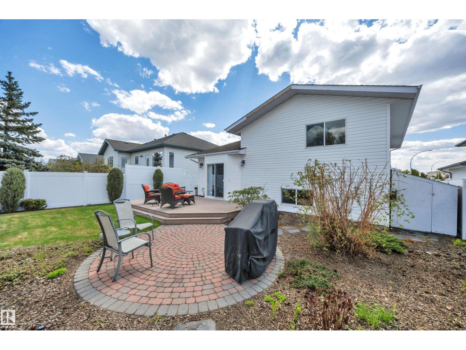 117 HOLLICK-KENYON WY NW - 55