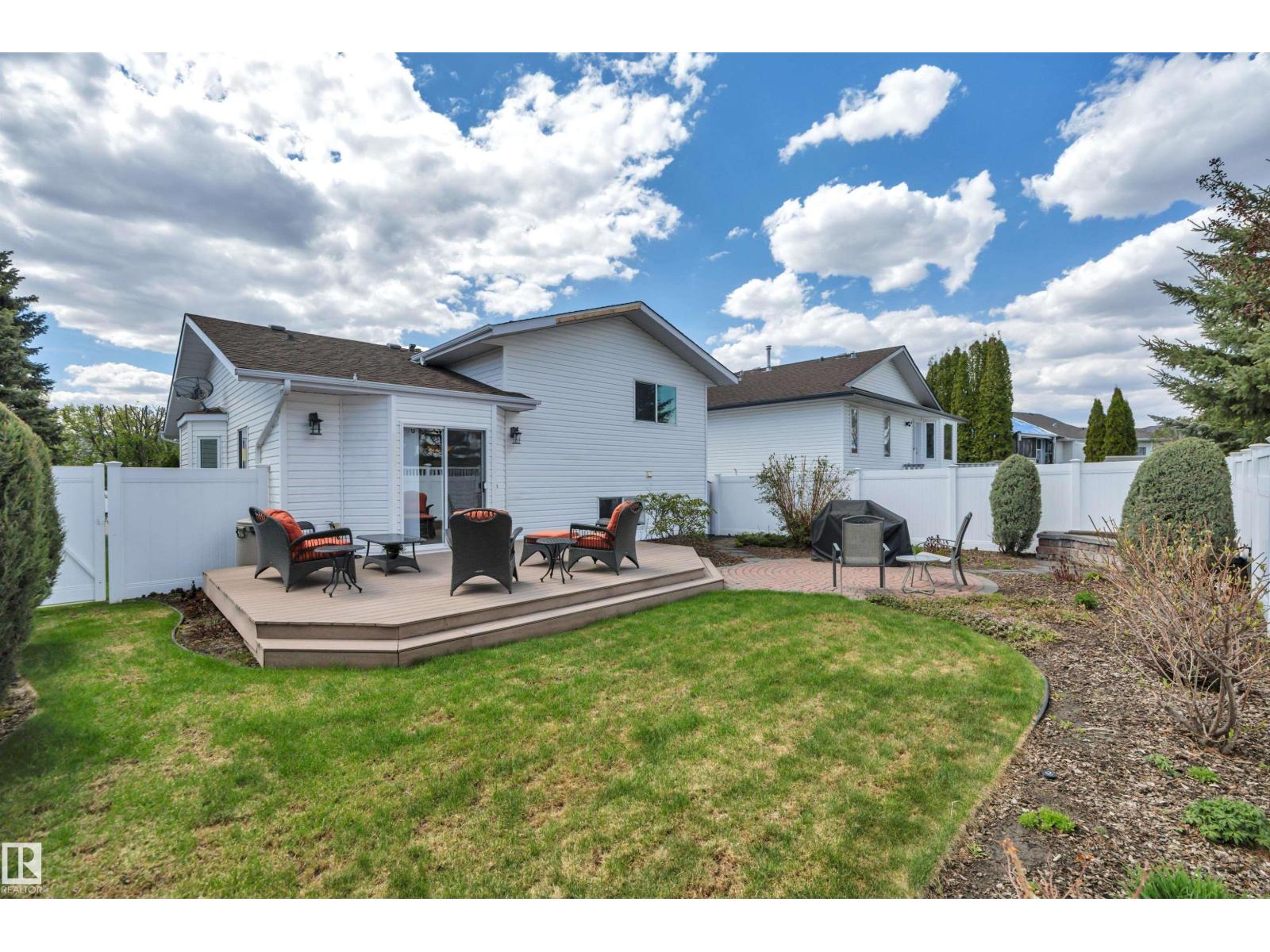 117 HOLLICK-KENYON WY NW - 54
