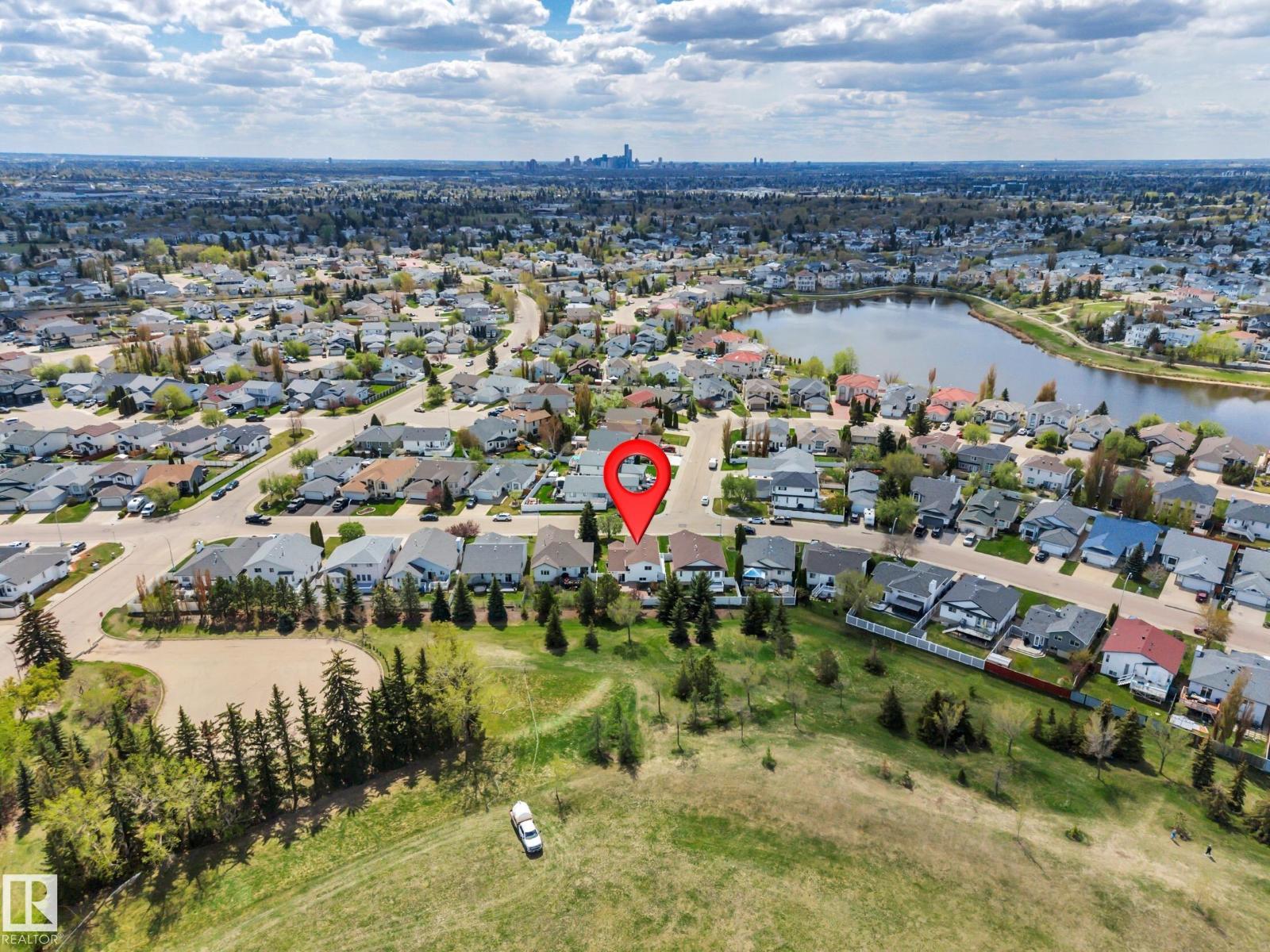 117 HOLLICK-KENYON WY NW - 65