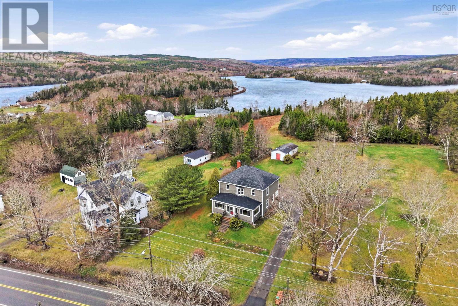 11659 Highway 16 - 2