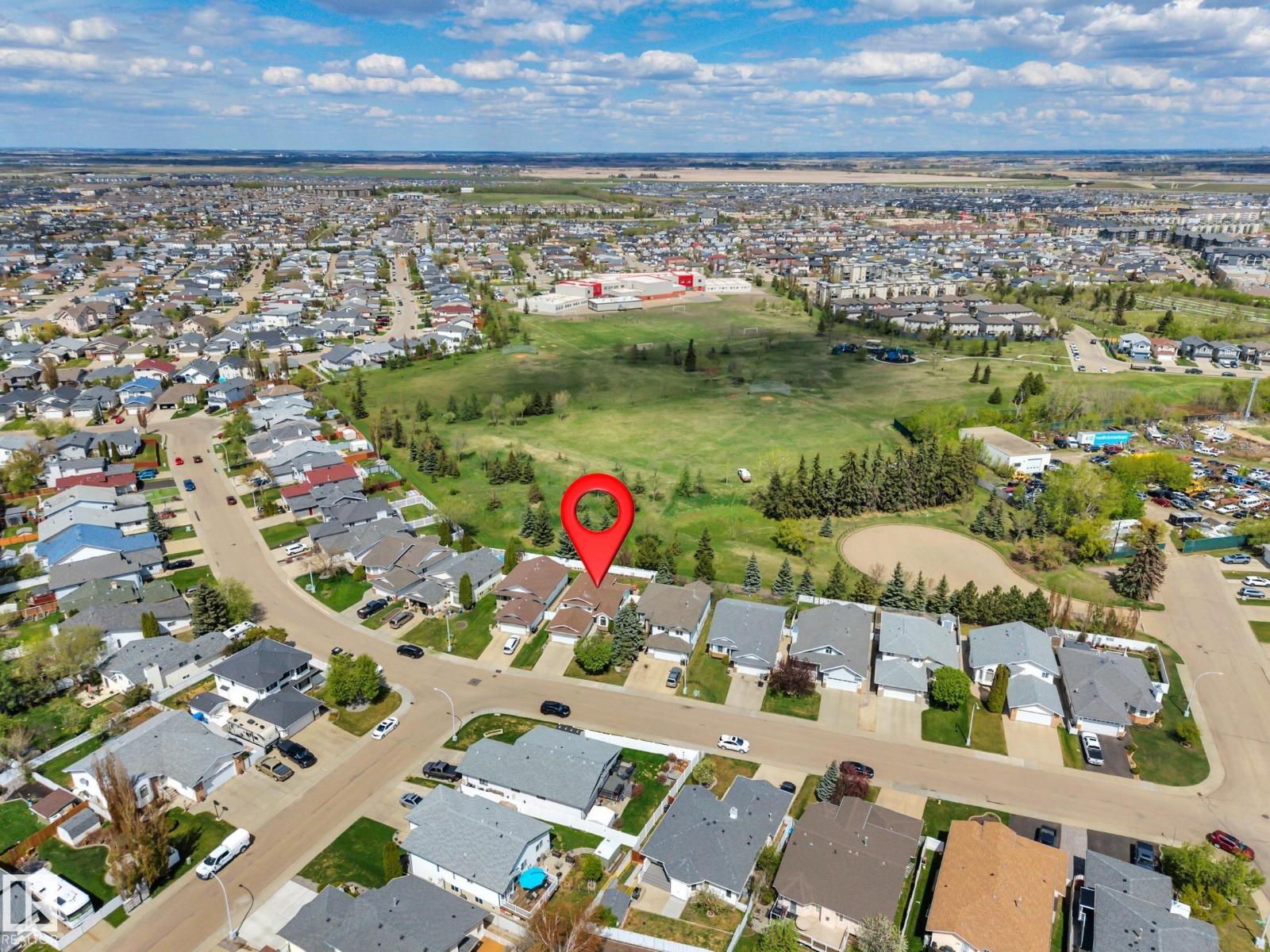 117 HOLLICK-KENYON WY NW - 67