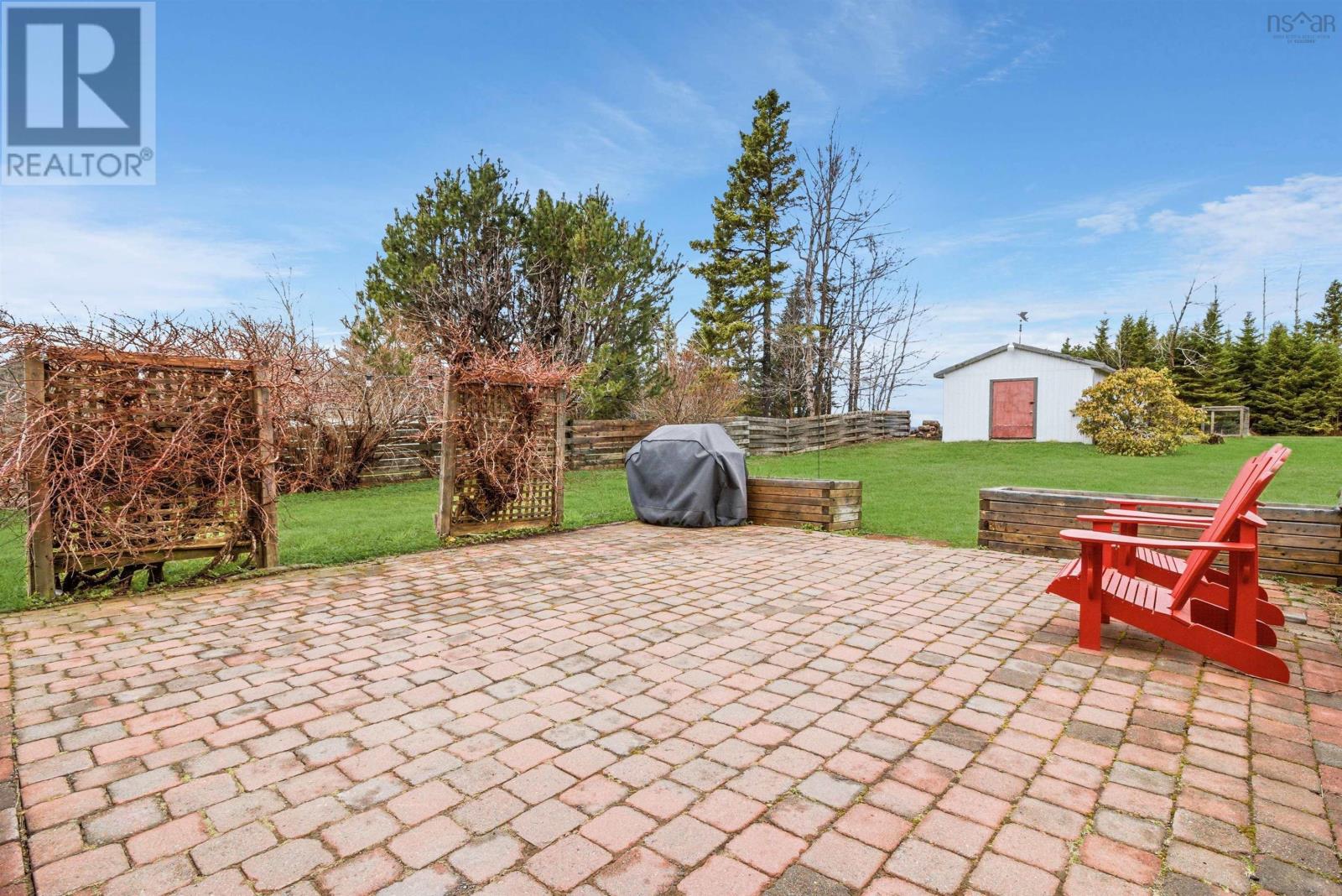 11659 Highway 16 - 32