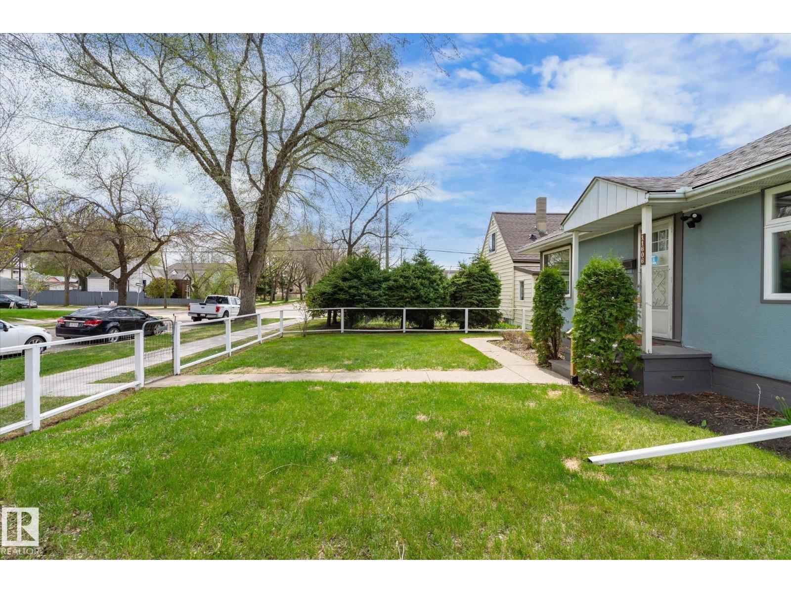 11606 68 ST NW - 5