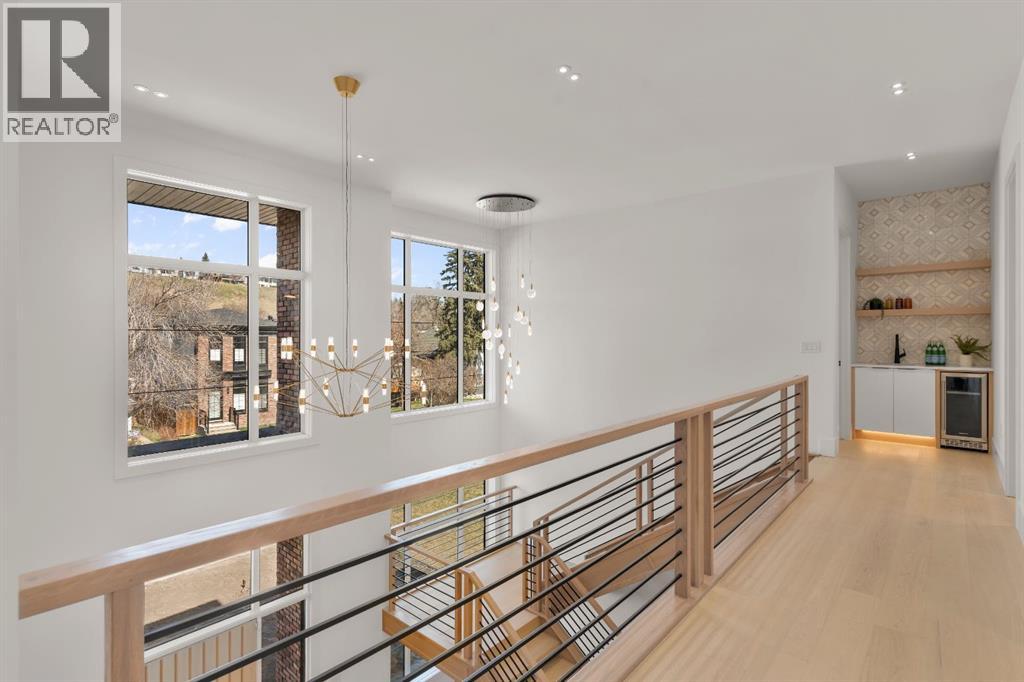2613 6 Avenue NW - 21