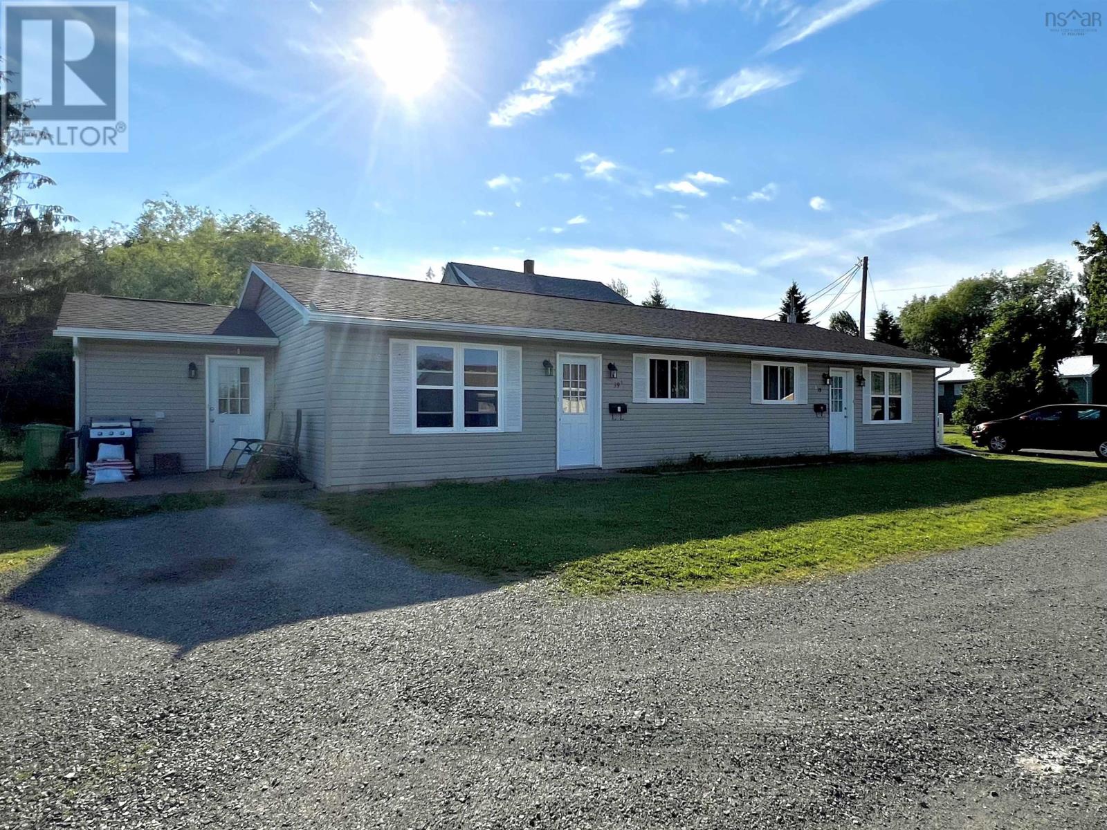 39 Emmanuel Street - 3