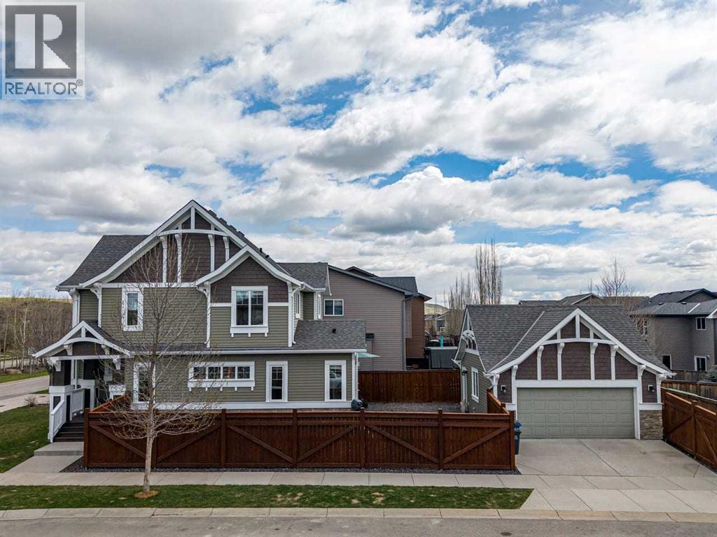 145 Heartland Way, Cochrane