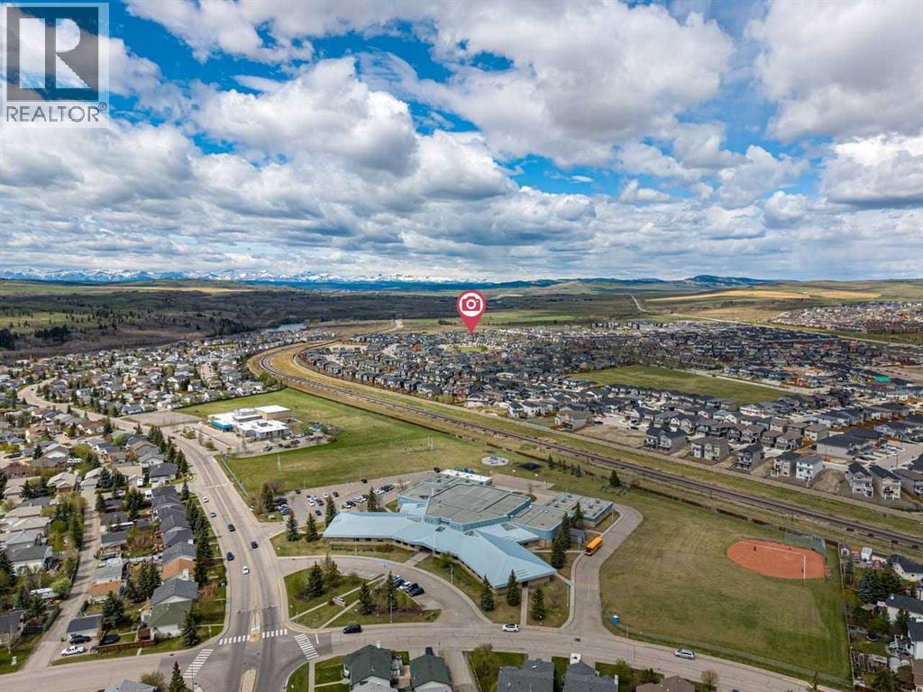 145 Heartland Way, Cochrane