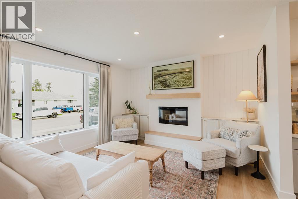 10415 109 Ave - 5