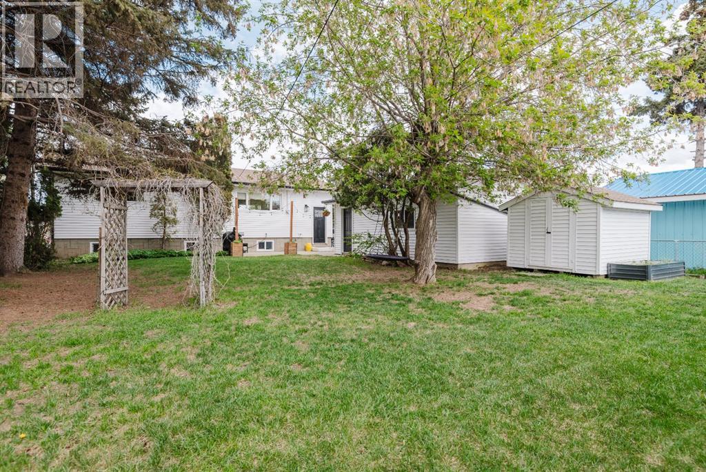 10415 109 Ave - 34