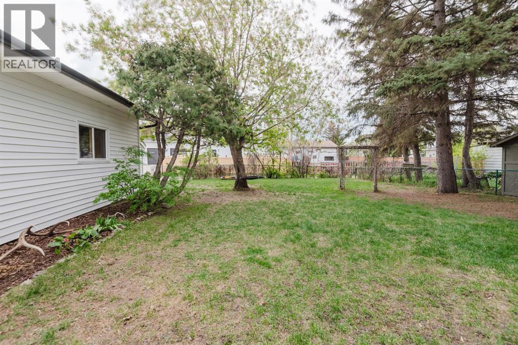 10415 109 Ave - 32