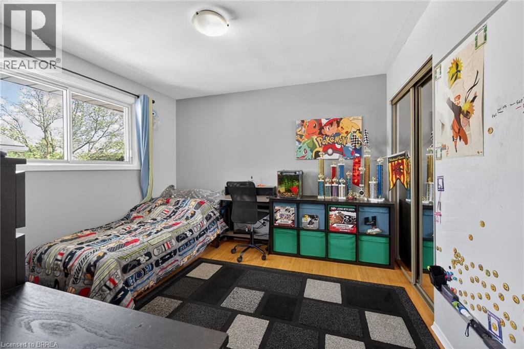 2 COACHWOOD Road - 21