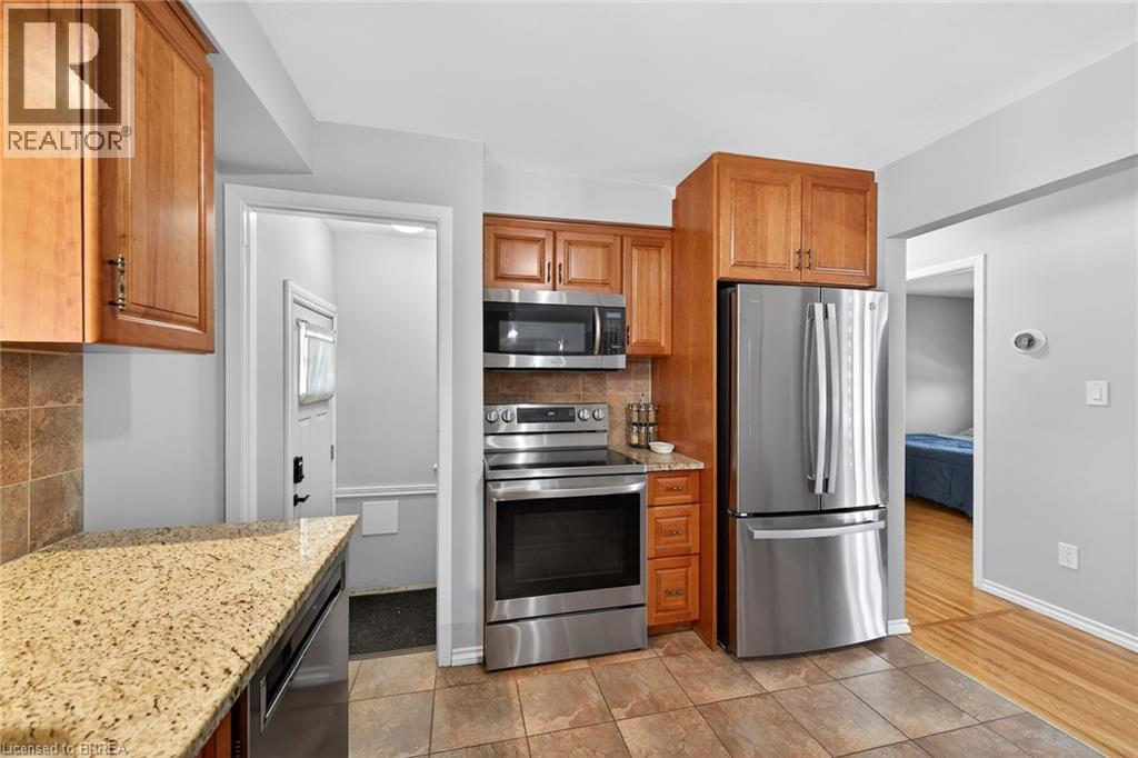 2 COACHWOOD Road, Brantford, Ontario, N3R3R4 — Photo 5