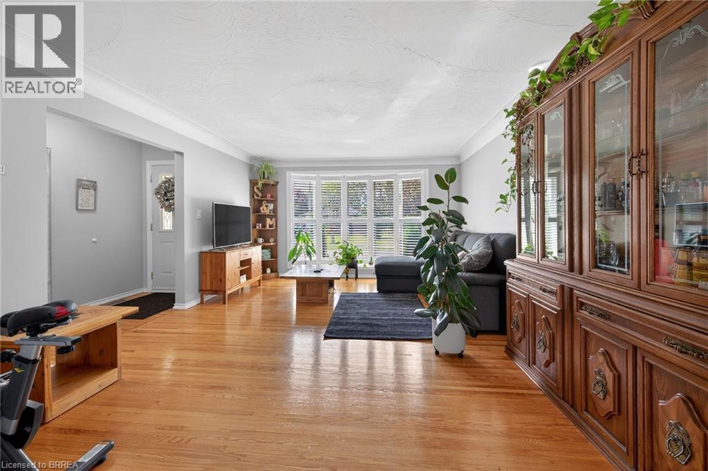 2 COACHWOOD Road - 4