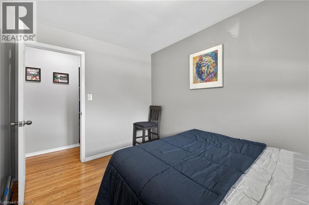 2 COACHWOOD Road - 16