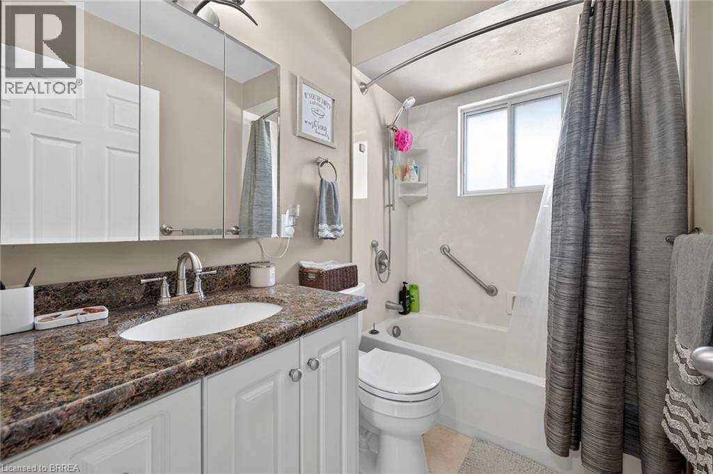 2 COACHWOOD Road, Brantford, Ontario, N3R3R4 — Photo 39