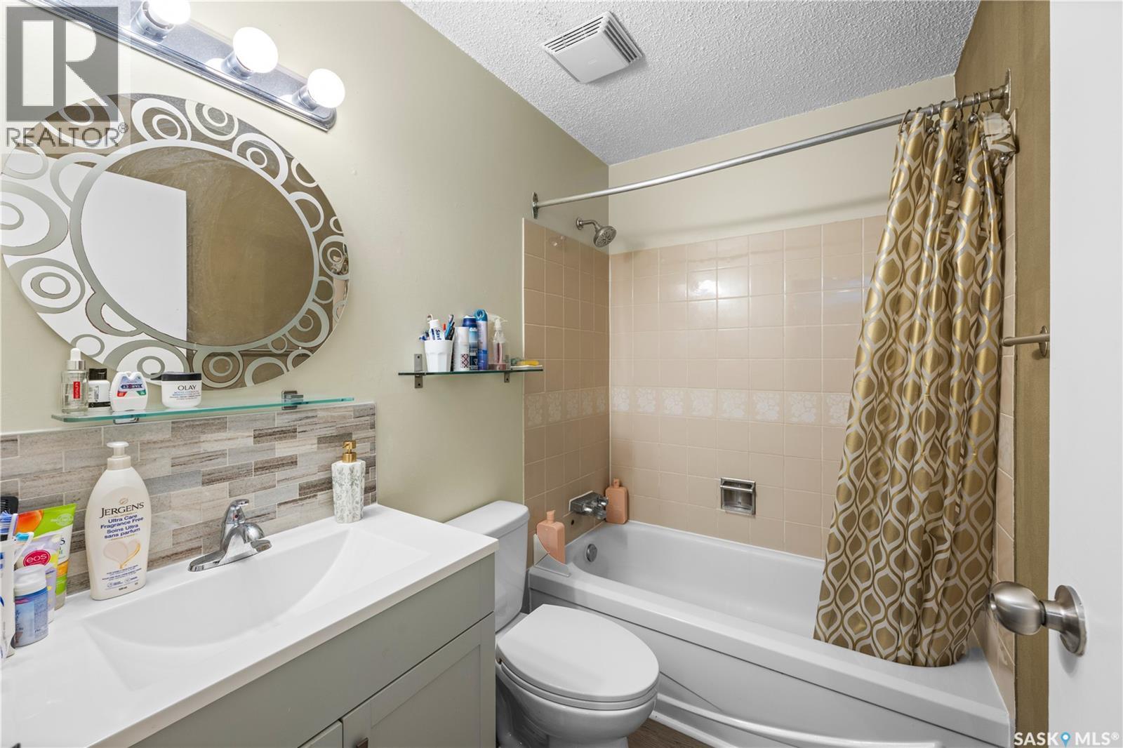 #236 310 Stillwater DRIVE - 14