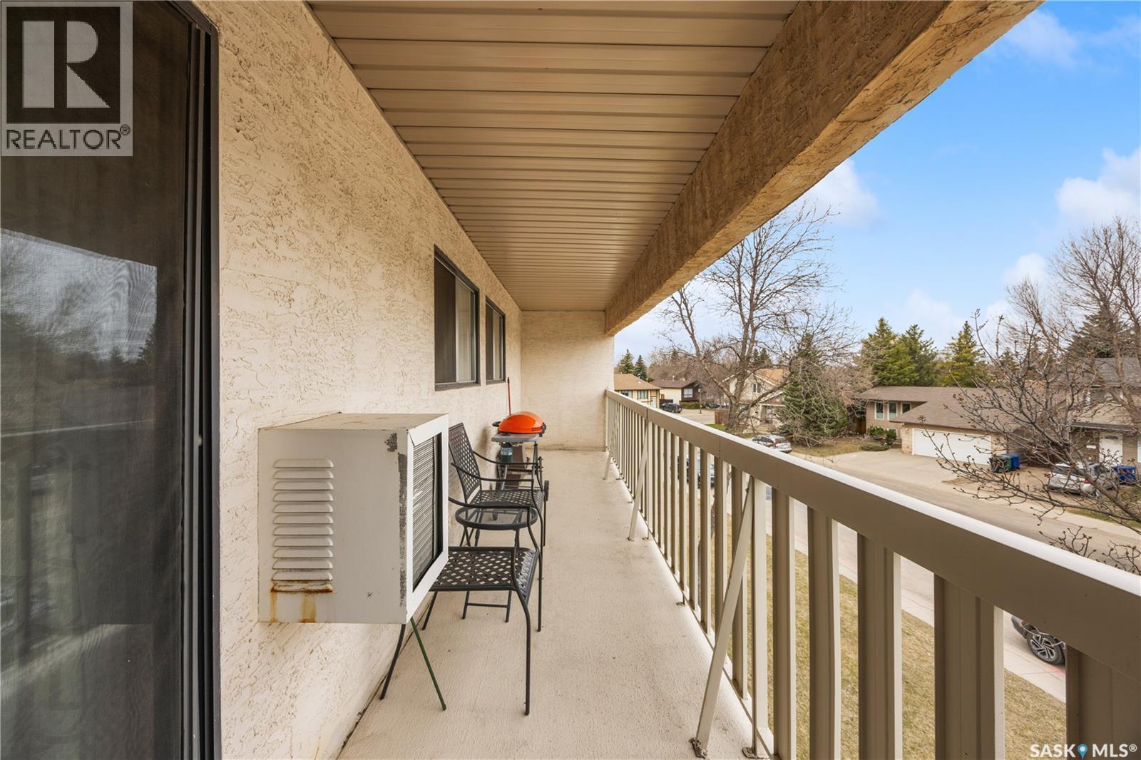 #236 310 Stillwater DRIVE - 9