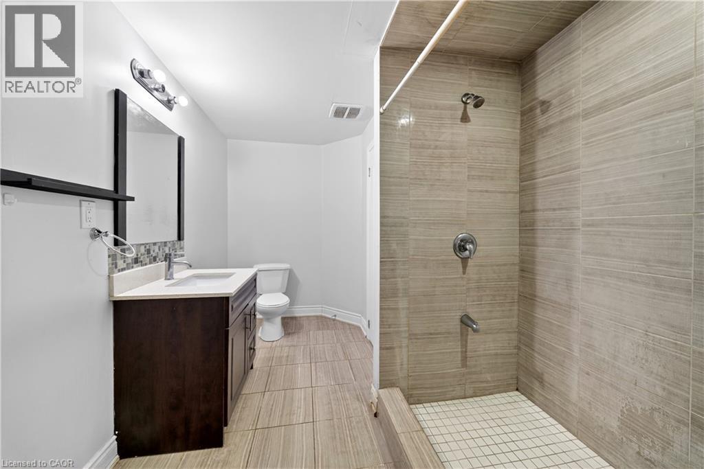 207 ARTHUR FACH Drive, Cambridge, Ontario, N1T2G2 — Photo 25