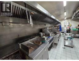 6712 50 Avenue, Red Deer, AB T2N4E1 Photo 10