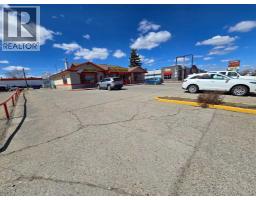 6712 50 Avenue, Red Deer, AB T2N4E1 Photo 16