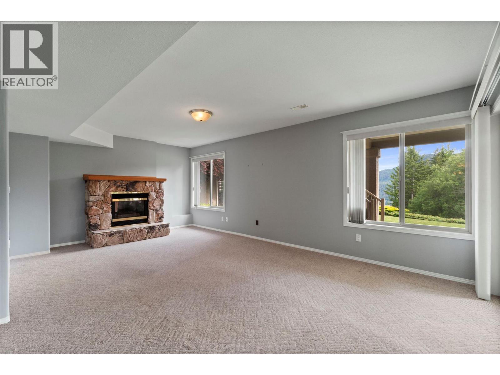 2550 Golf Course Drive Unit# 24, Blind Bay