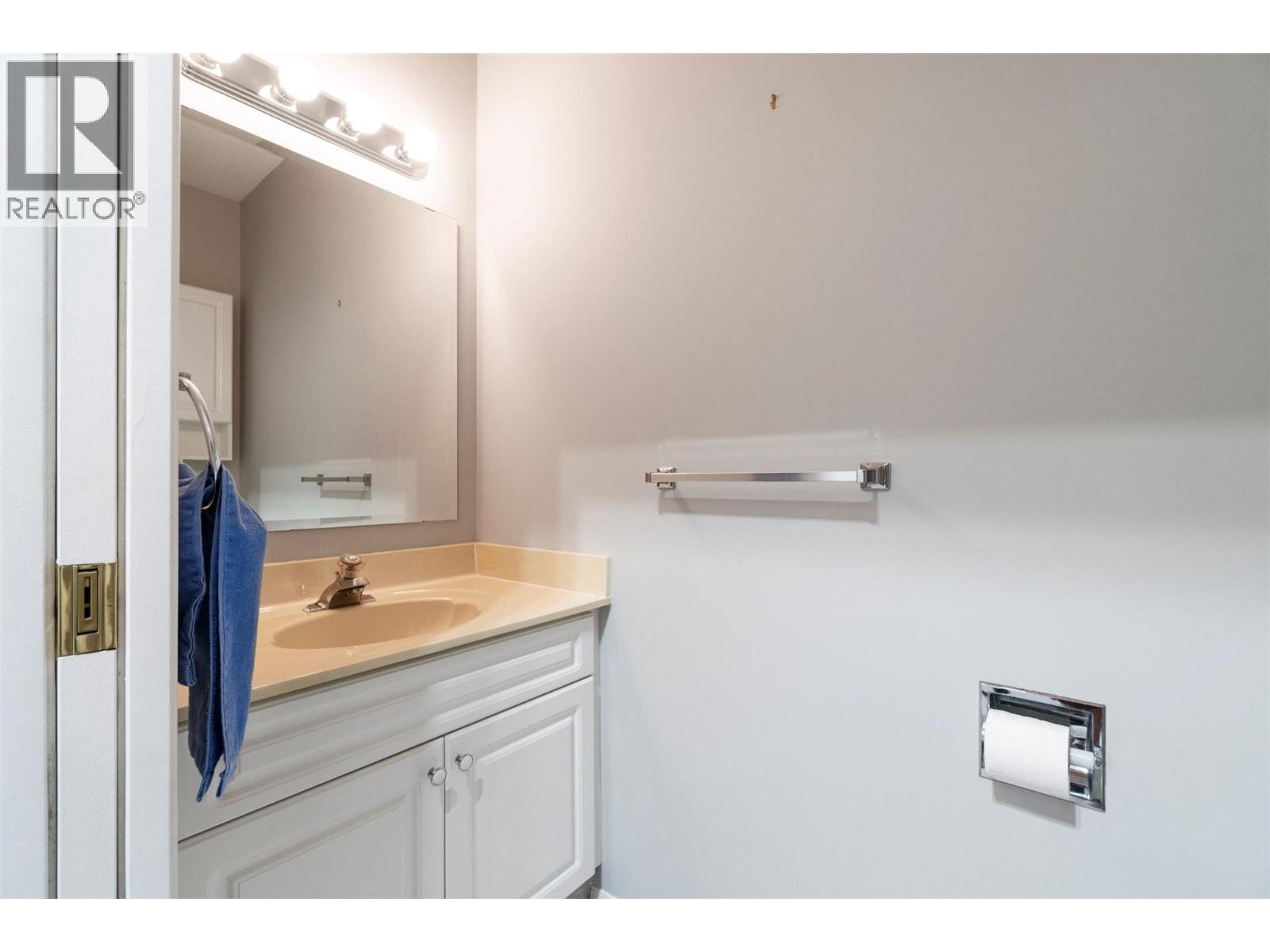 2550 Golf Course Drive Unit# 24, Blind Bay
