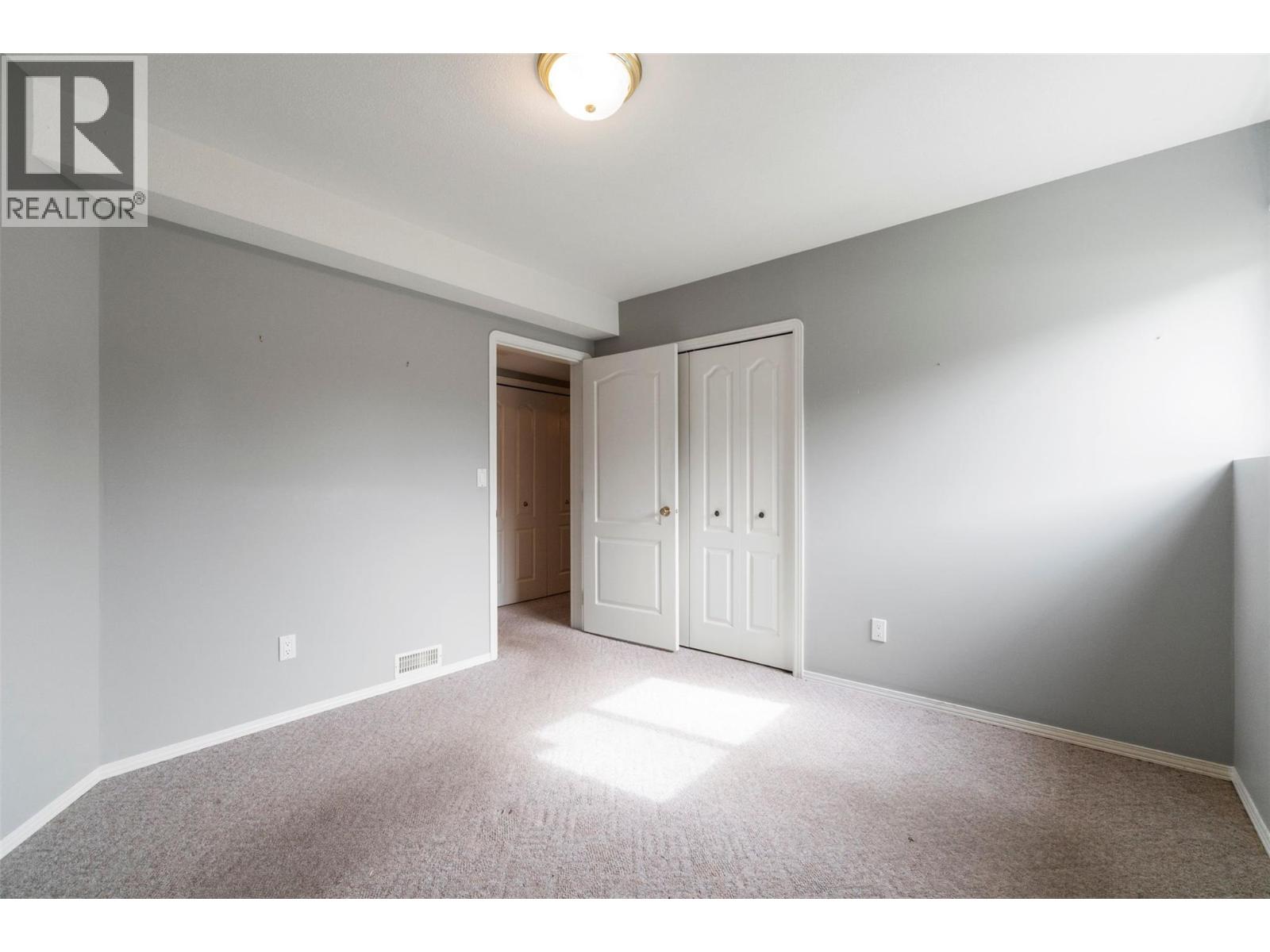 2550 Golf Course Drive Unit# 24, Blind Bay