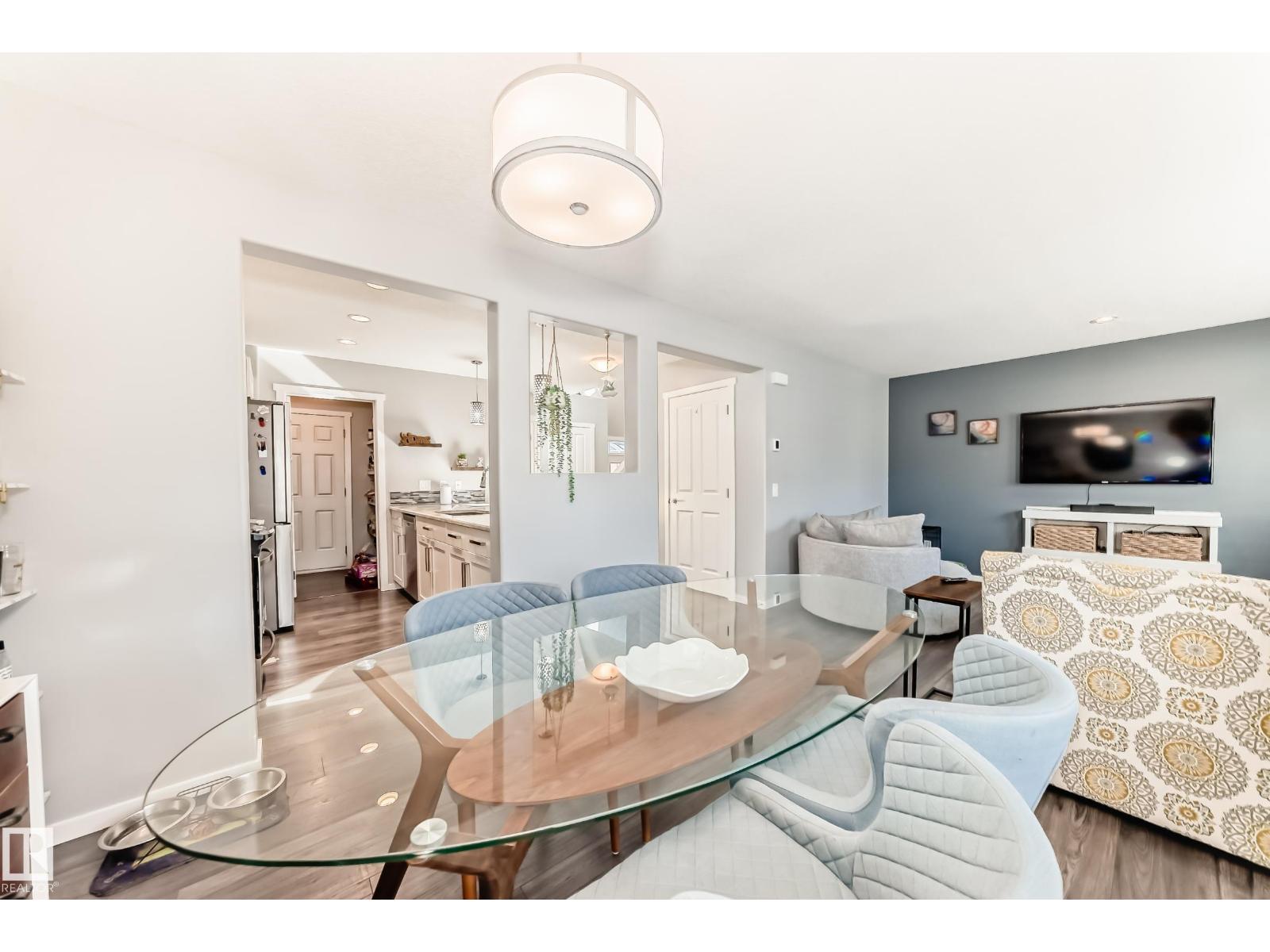 267 STURTZ BN — photo 16