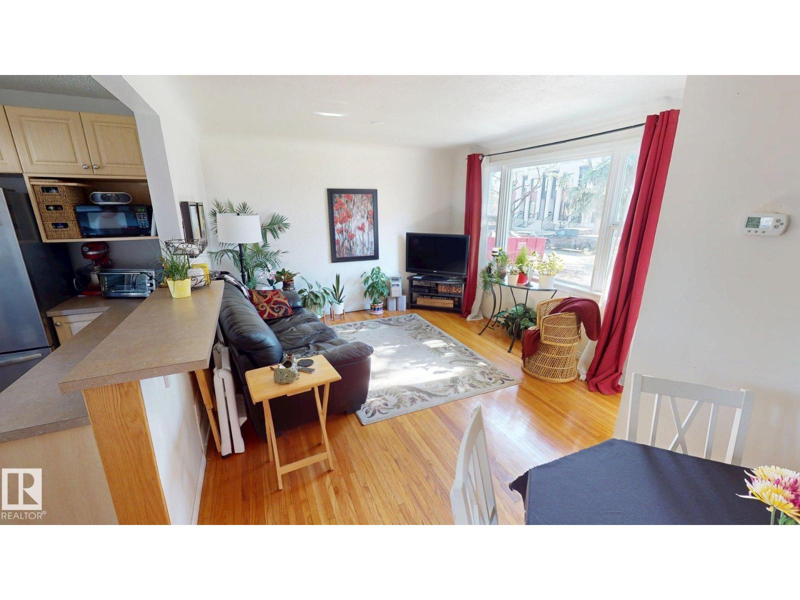 9650 86 ST NW - Image 2