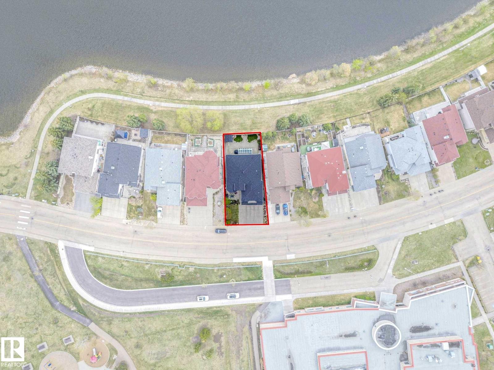 7516 161A AV NW - 14