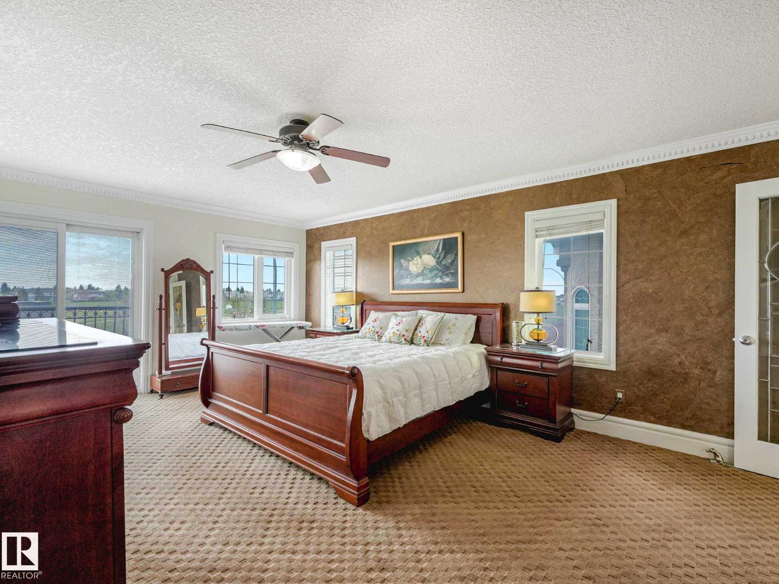 7516 161A AV NW - 45