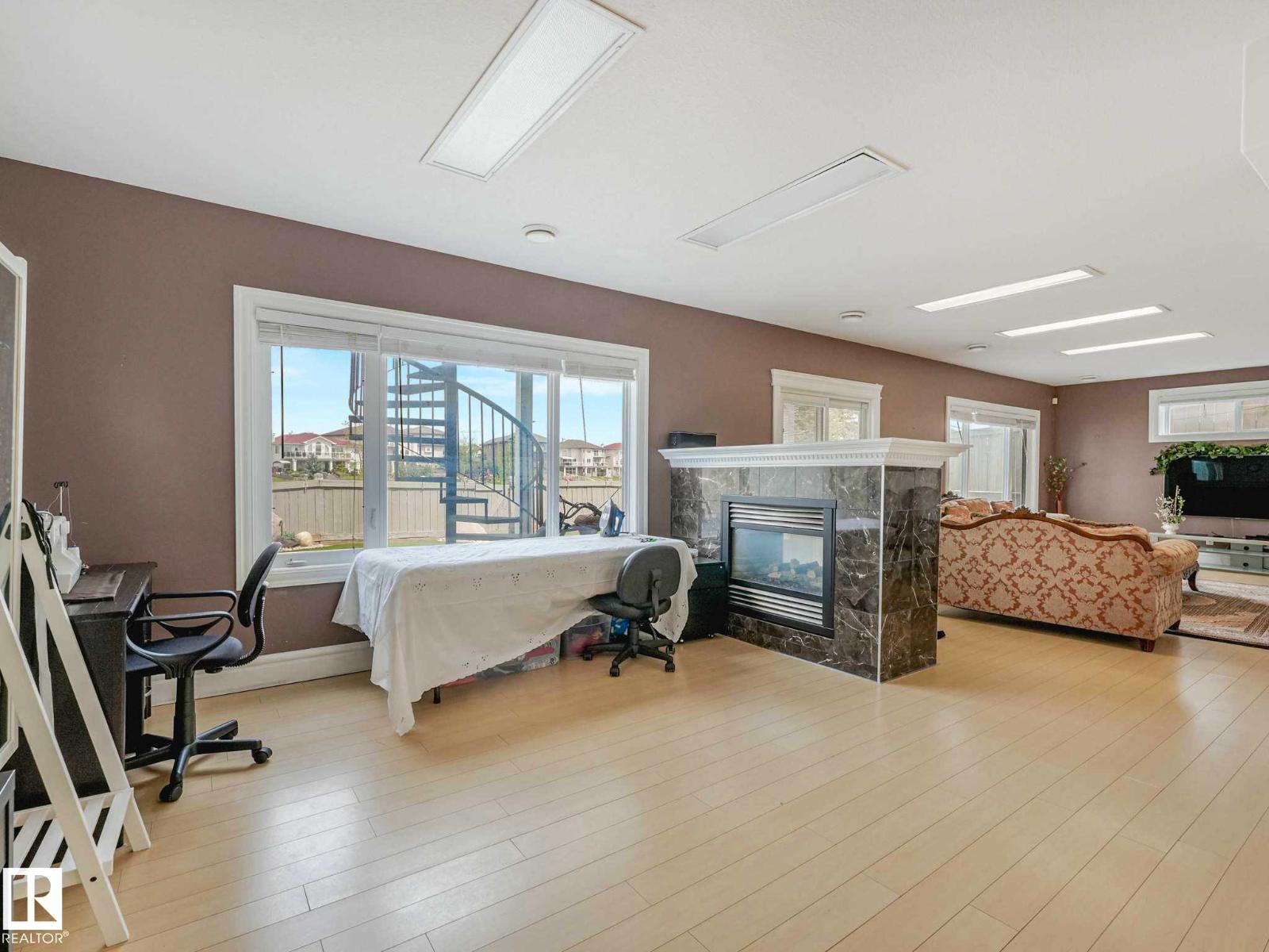 7516 161A AV NW - 53