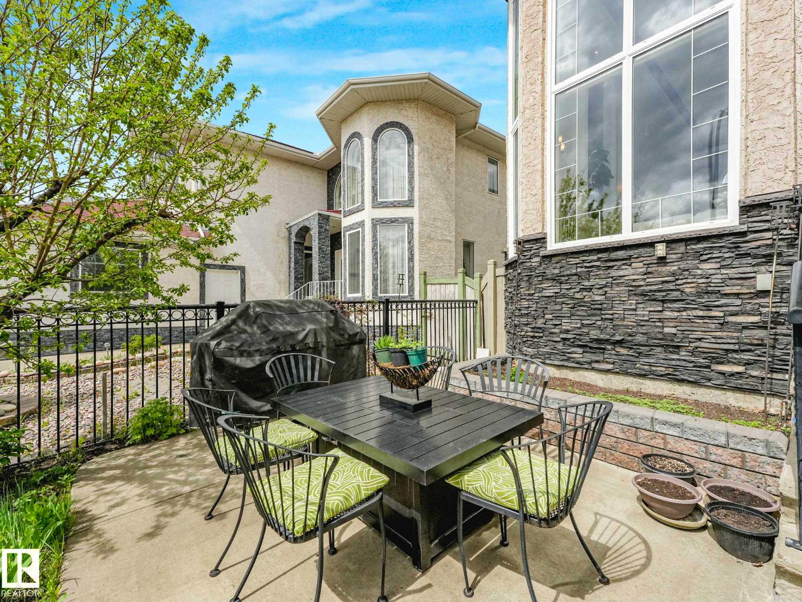 7516 161A AV NW - 6