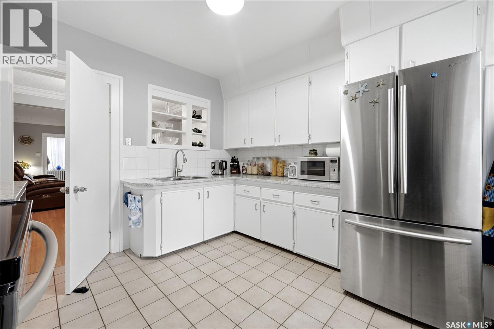 3311 13th AVENUE - 11