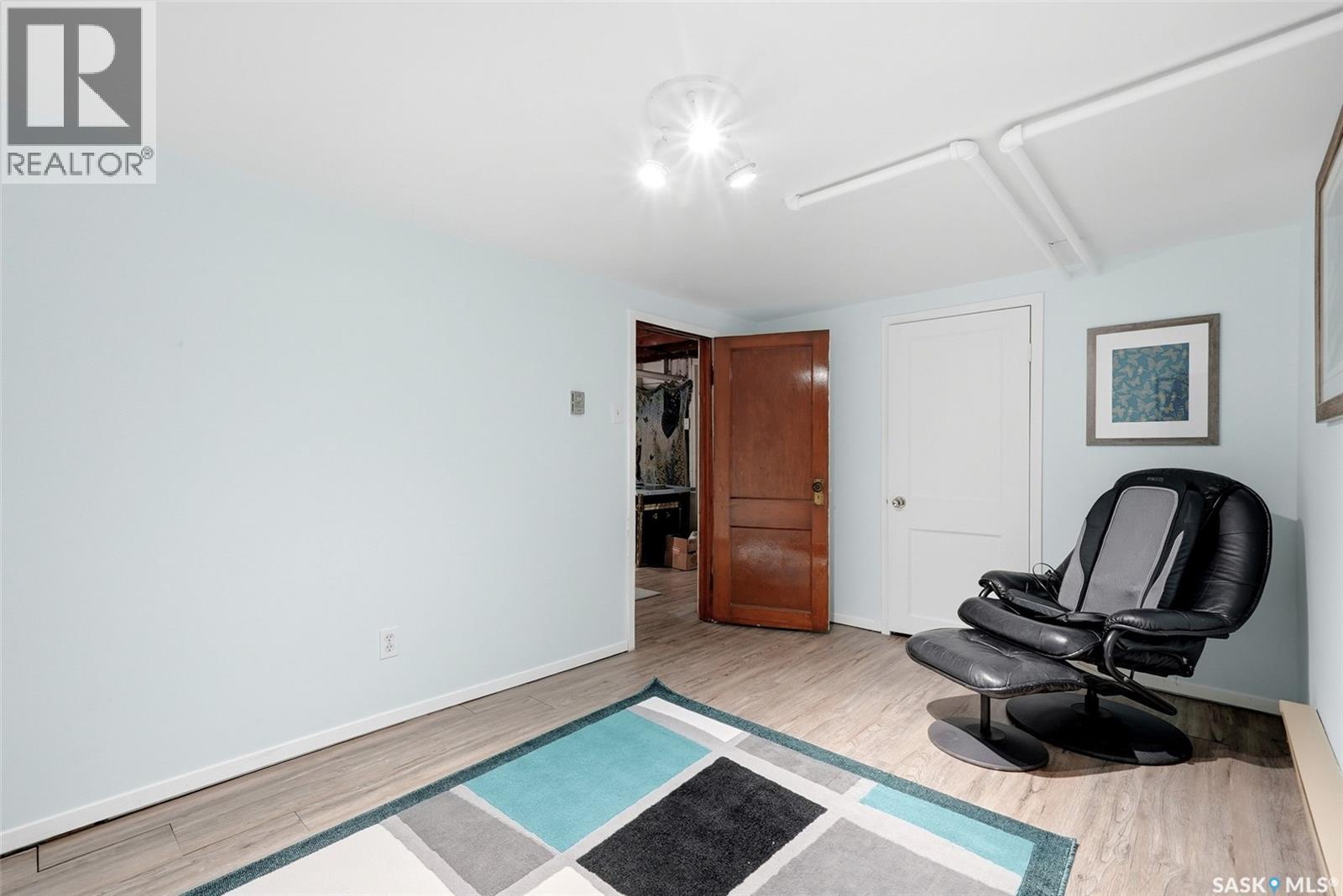 3311 13th AVENUE - 25
