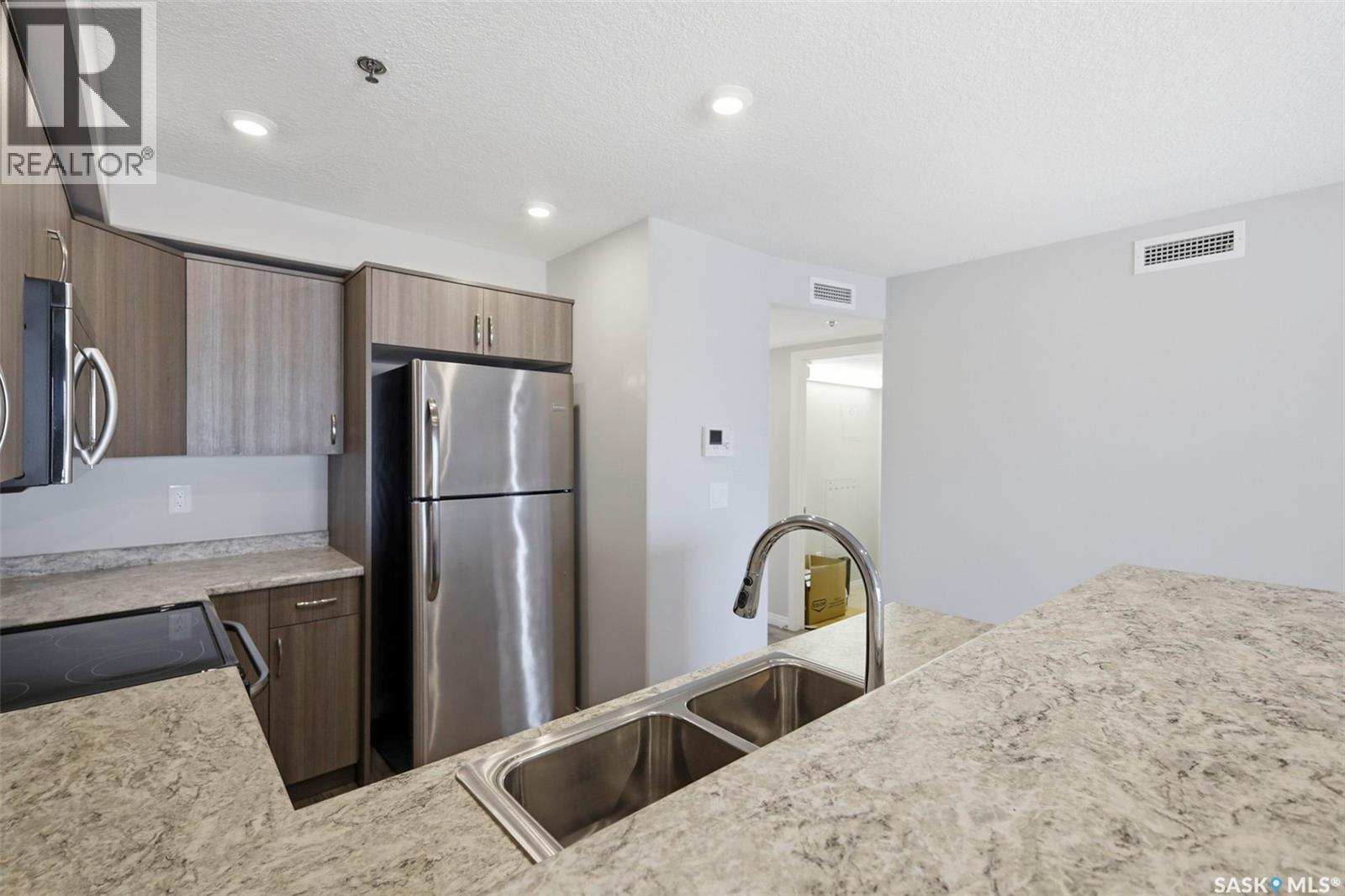 #209 915 Kristjanson ROAD - 16