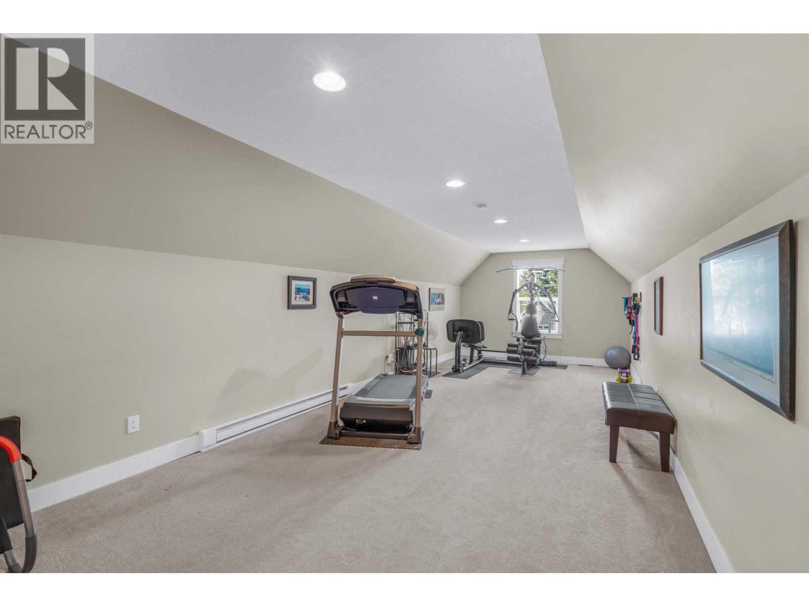 7597 LOEDEL CRESCENT - 32