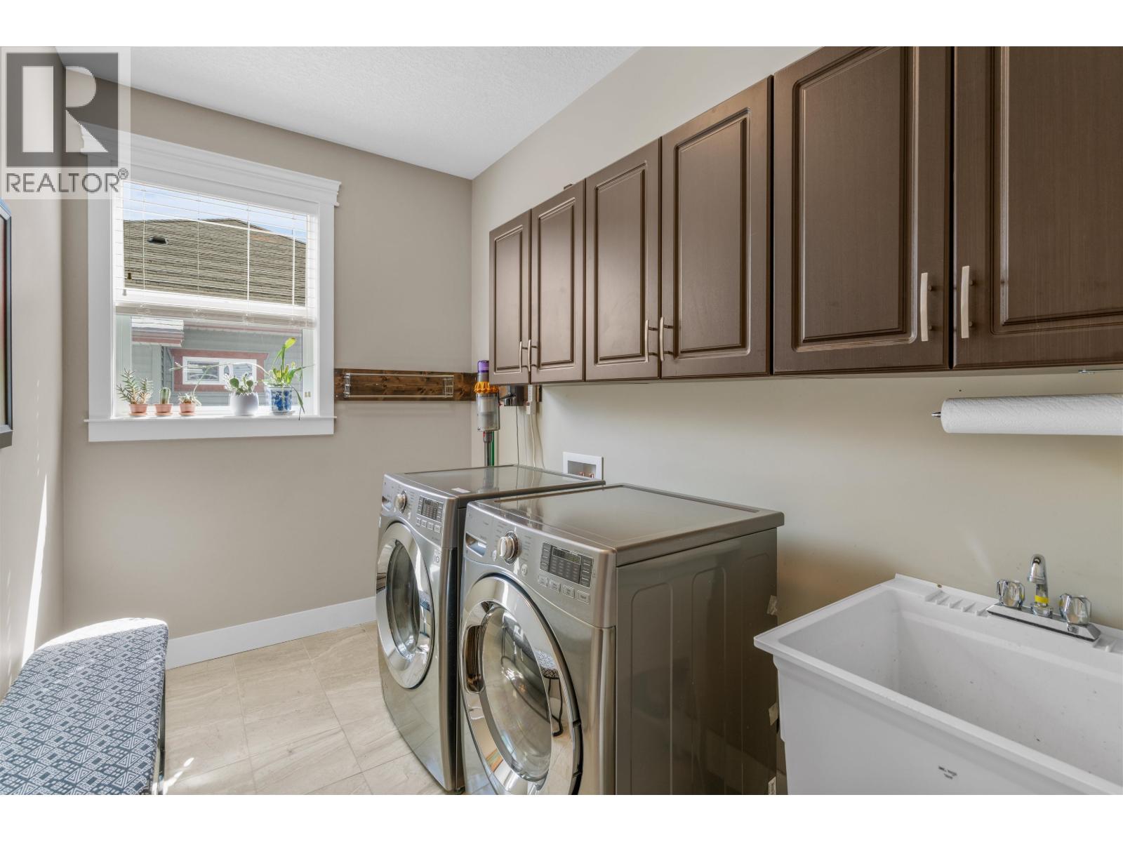 7597 LOEDEL CRESCENT, Prince George