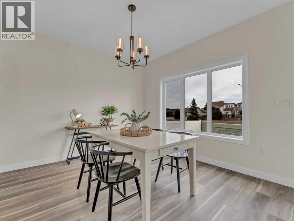 91 Sierra Road SW - 17
