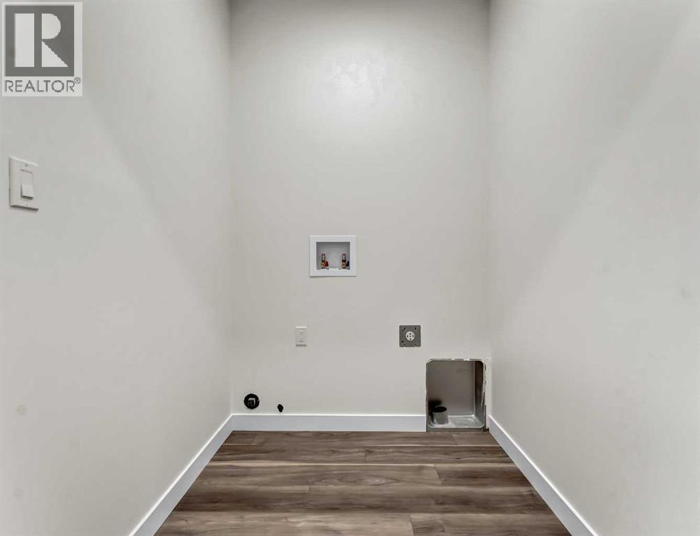 91 Sierra Road SW - 24