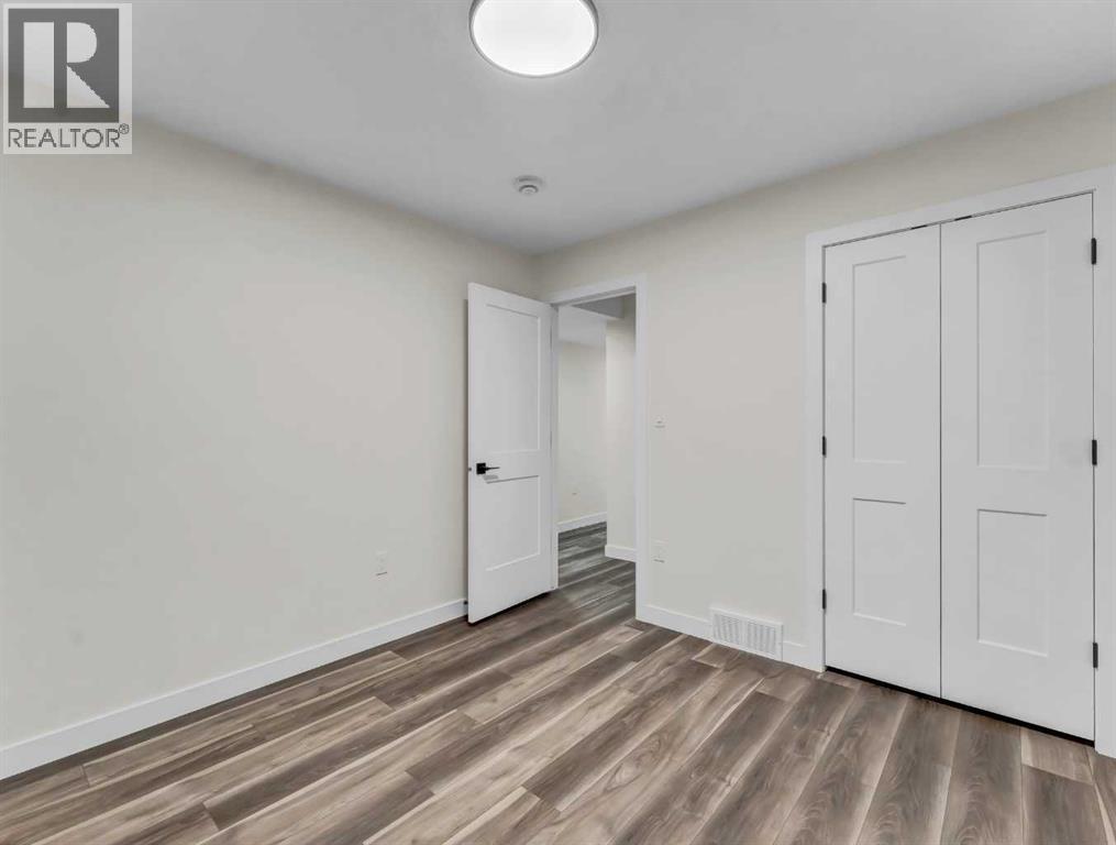 91 Sierra Road SW - 31